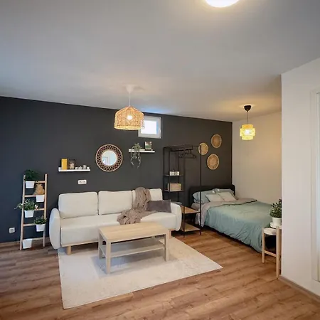 Cozy & Stylish Flat In Frankfurt Apartment